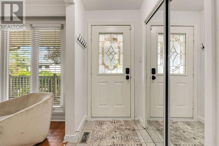 Property Photo:  1302 Redbank Crescent  ON L6H 1Y5 