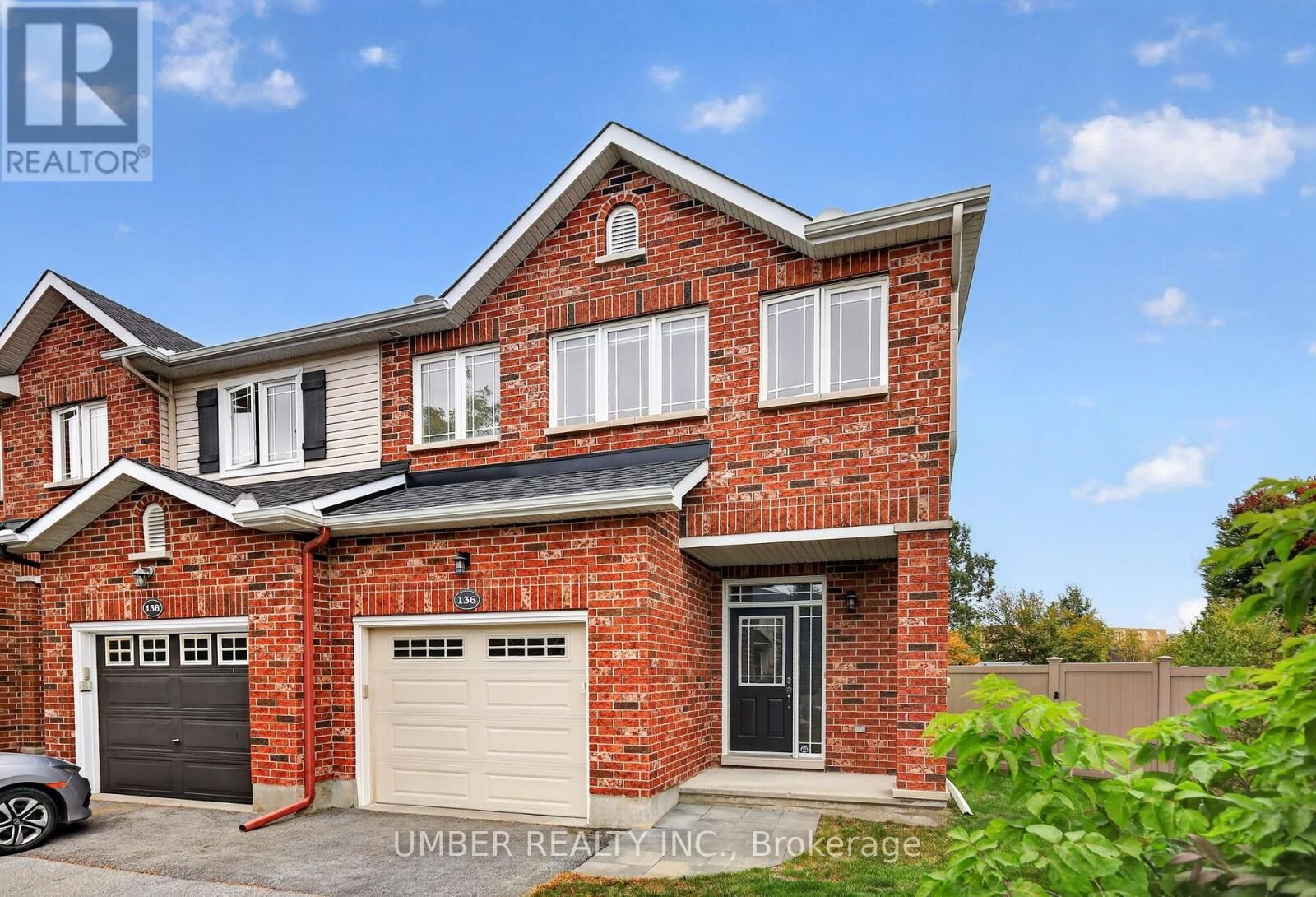 Property Photo:  136 Windance Crescent  ON K2W 0A7 