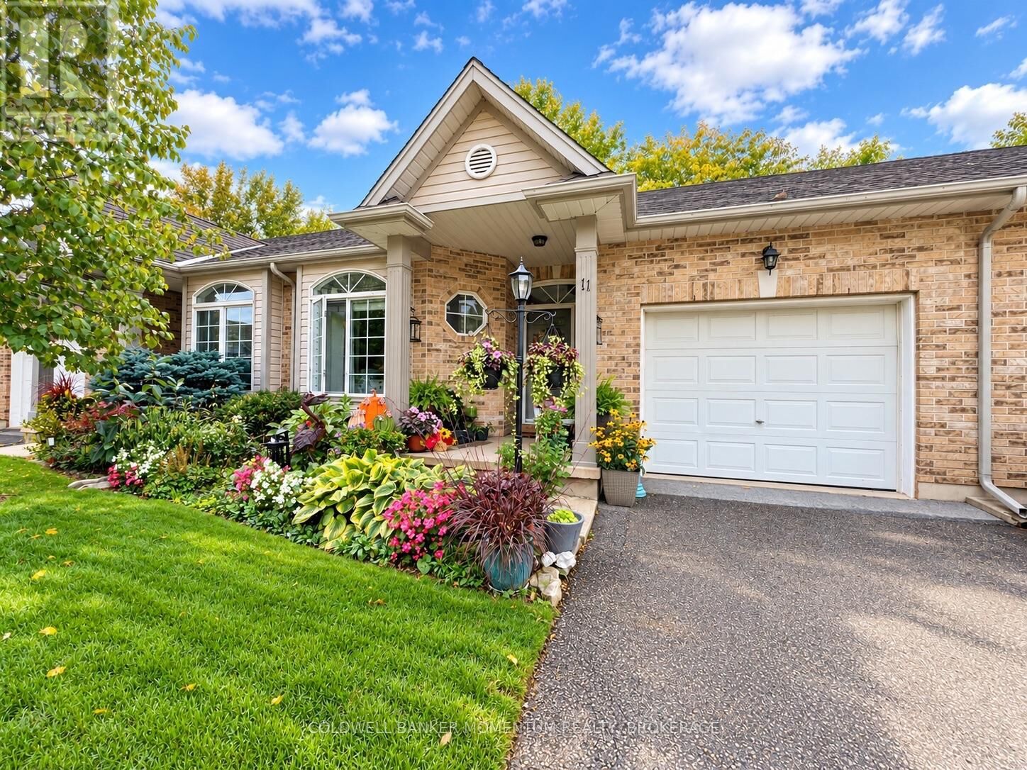 Property Photo:  5200 Dorchester Road 11  ON L2E 7M6 