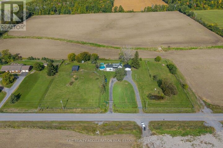 Property Photo:  1696 Storey Street  ON K0H 1G0 