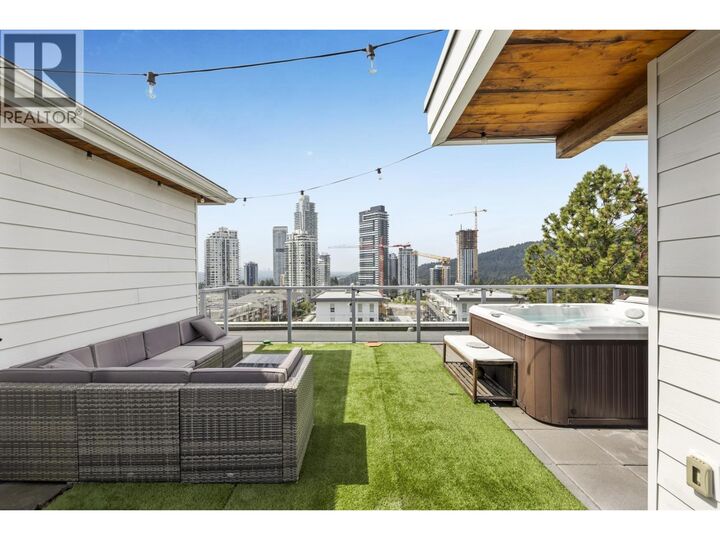 Property Photo:  707 Como Lake Avenue 611  BC V3J 0J5 