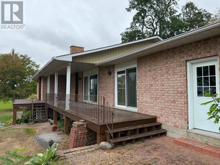 Property Photo: 11152 Grisdale Boulevard ON K0E 1K0