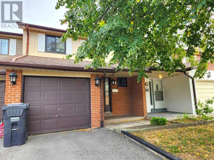 Property Photo:  25 Baronwood Court 25  ON L6V 3H6 