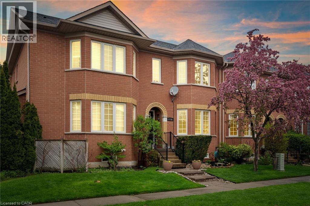 Property Photo:  2130 Forest Gate Park  ON L6M 4B4 
