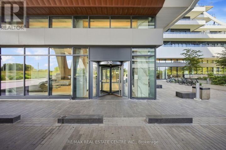 Property Photo: 30 Shore Breeze Drive 6110 ON M8V 0J1