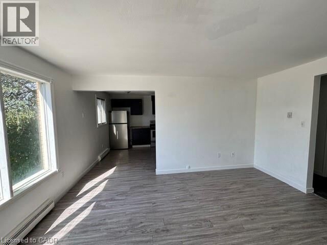 Property Photo: 42 Market Street 2 ON N1R 3T2
