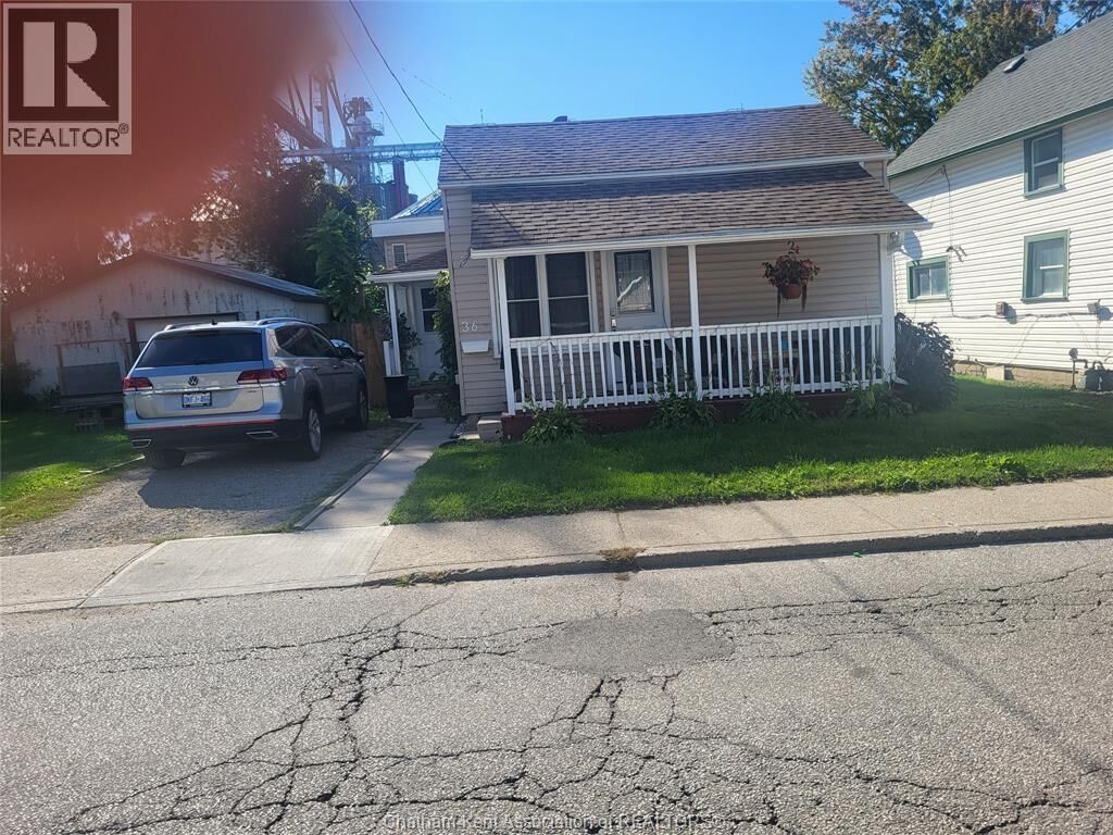 Property Photo:  36 Degge Street  ON N7M 4X2 