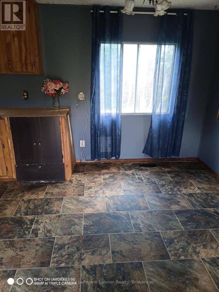 Property Photo:  3316 Auto Road East  ON P0T 1X0 
