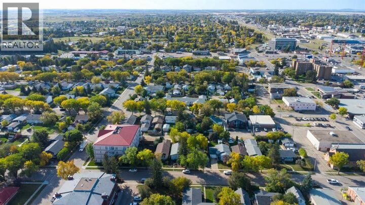 Property Photo:  4813 48 Street  AB S9V 0K6 