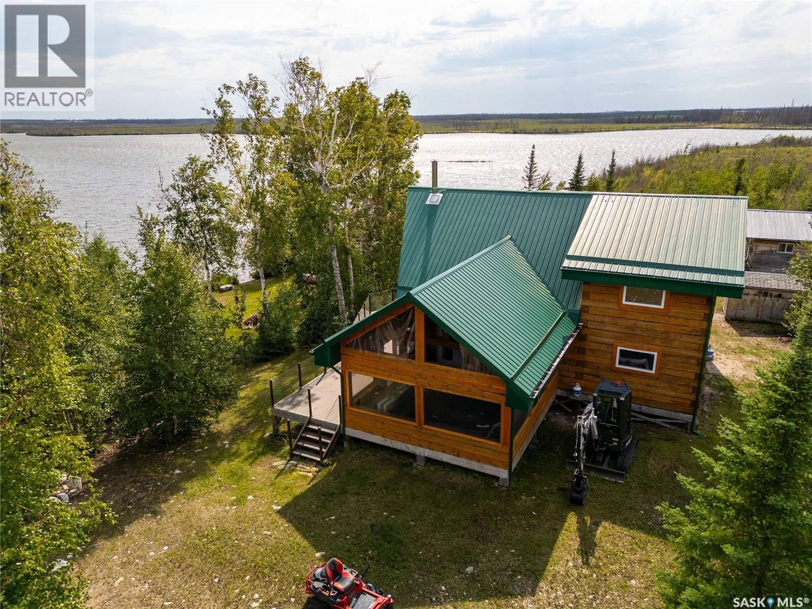Property Photo:  Stunning Remote 4 Season Lakehouse On Nemeiben  SK S0J 1L0 