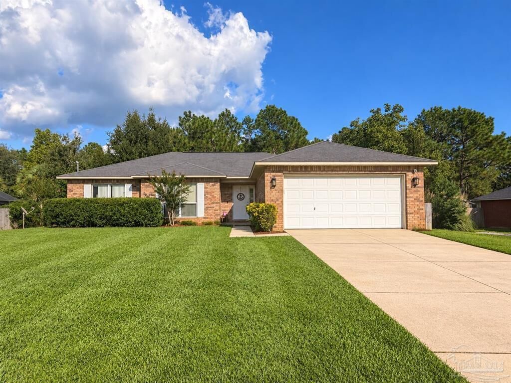 Property Photo: 2056 Aurora Drive FL 32566