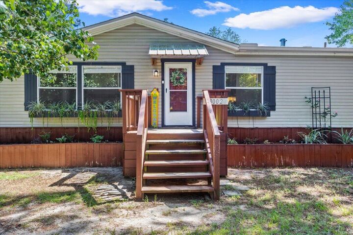 Property Photo:  3002 Crittenden Drive  FL 32566 