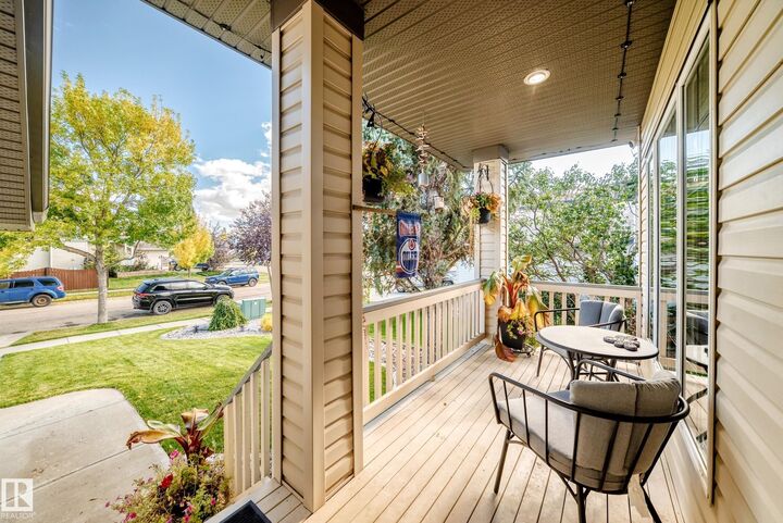 Property Photo:  81 Dunfield Crescent  AB T8N 6W1 