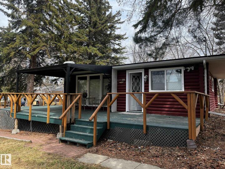 Property Photo:  408 4  AB T0E 1A0 