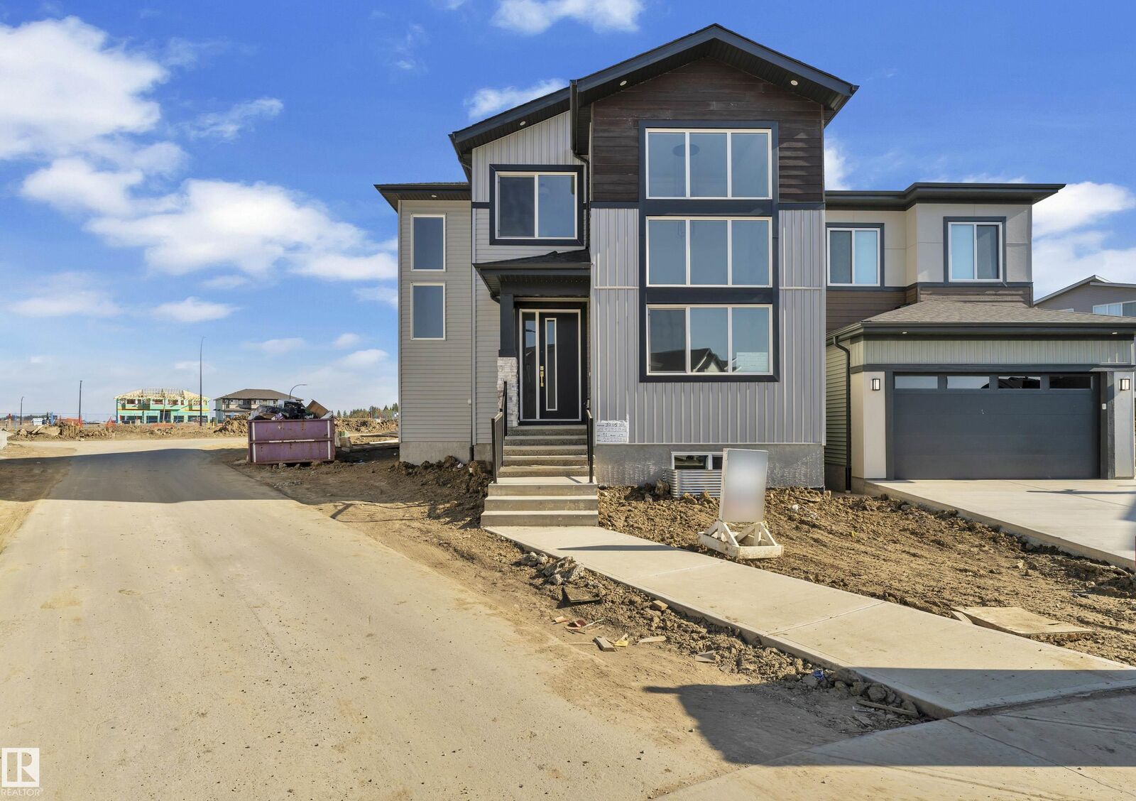 Property Photo:  3005 7A Avenue SW  AB T6X 3M3 