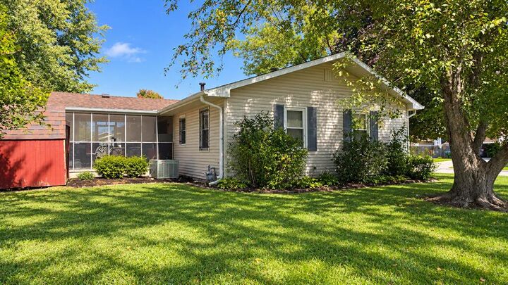 Property Photo: 2704 N 13th Pl IA 50501