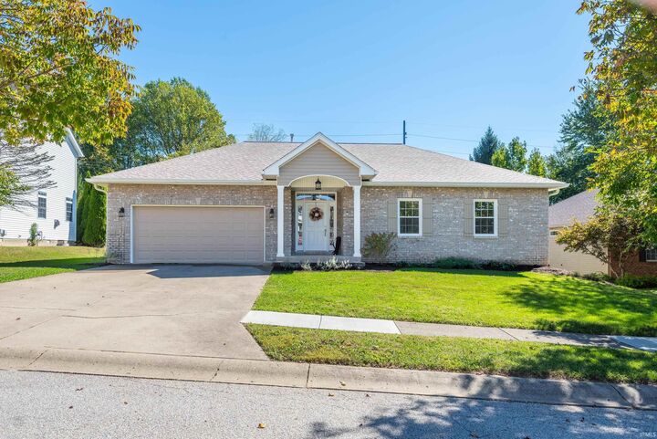 Property Photo:  933 S Fenbrook Court  IN 47401 