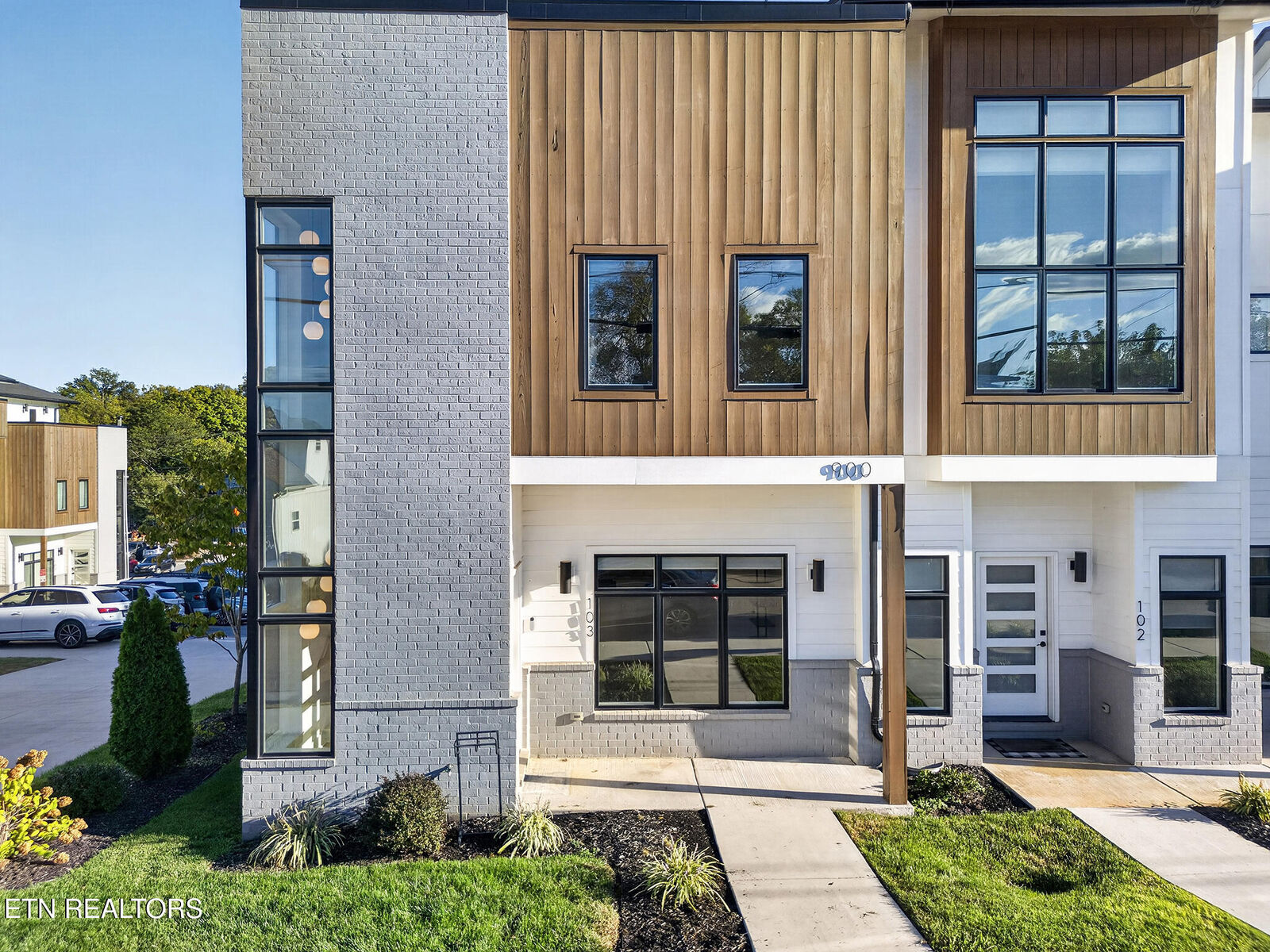 Property Photo:  900 Phillips Ave 103  TN 37920 