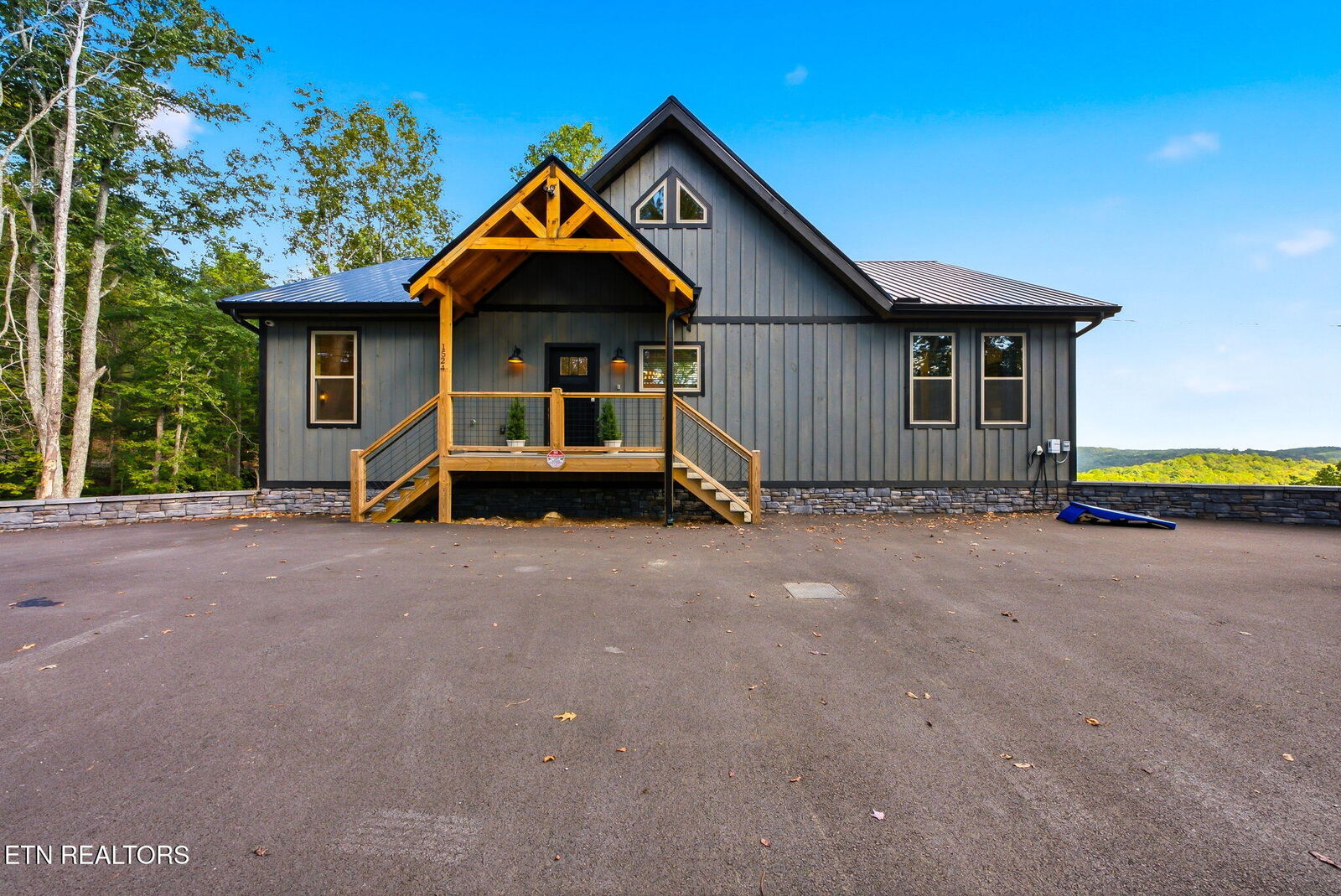 Property Photo: 1524 Scenic Woods Way TN 37876