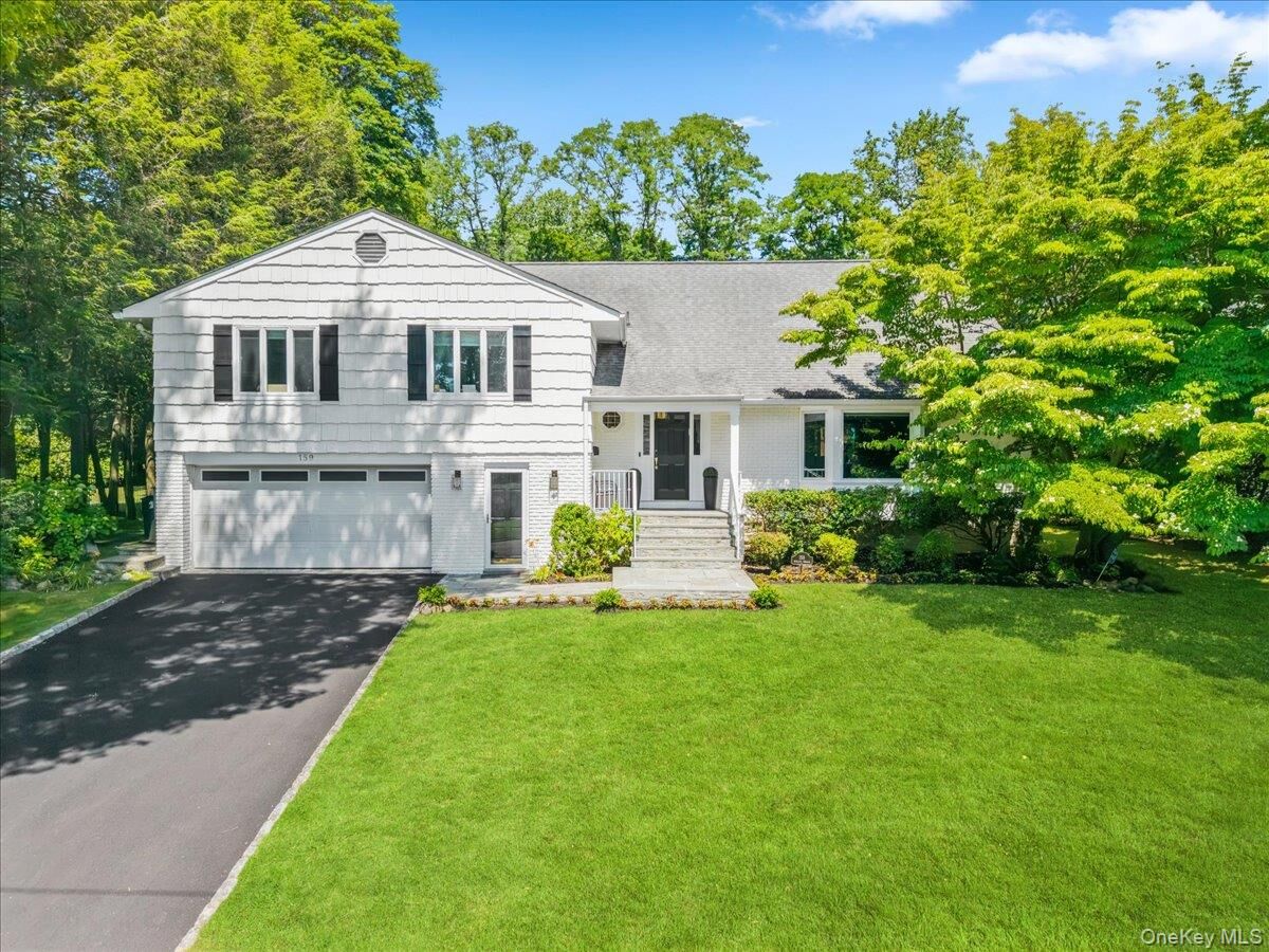 Property Photo:  159 Wykagyl Terrace  NY 10804 
