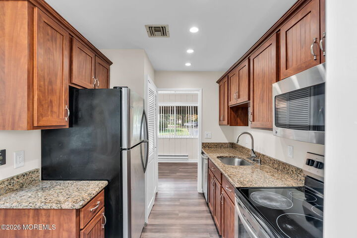 Property Photo:  11 Auburn Court  NJ 07701 
