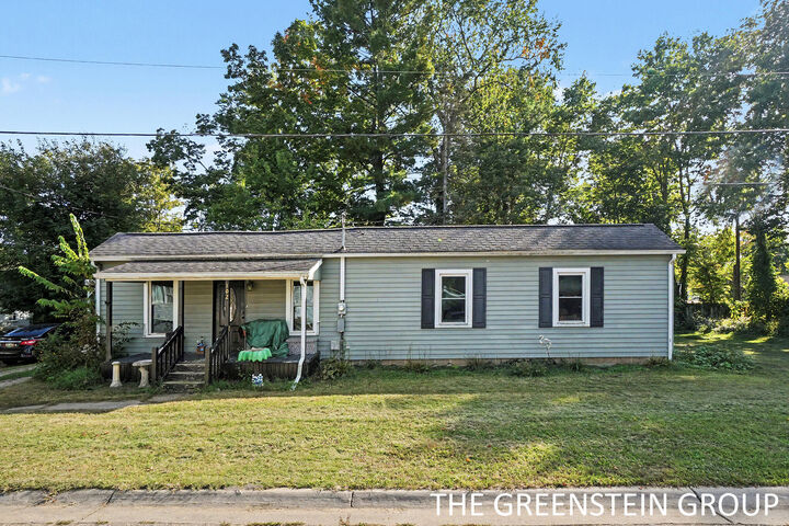 Property Photo: 102 Della Court MI 49010