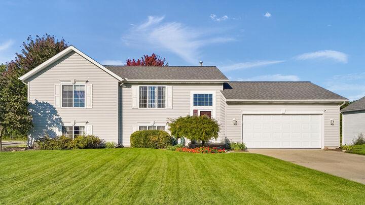 Property Photo:  7407 Katie Lane  MI 49426 