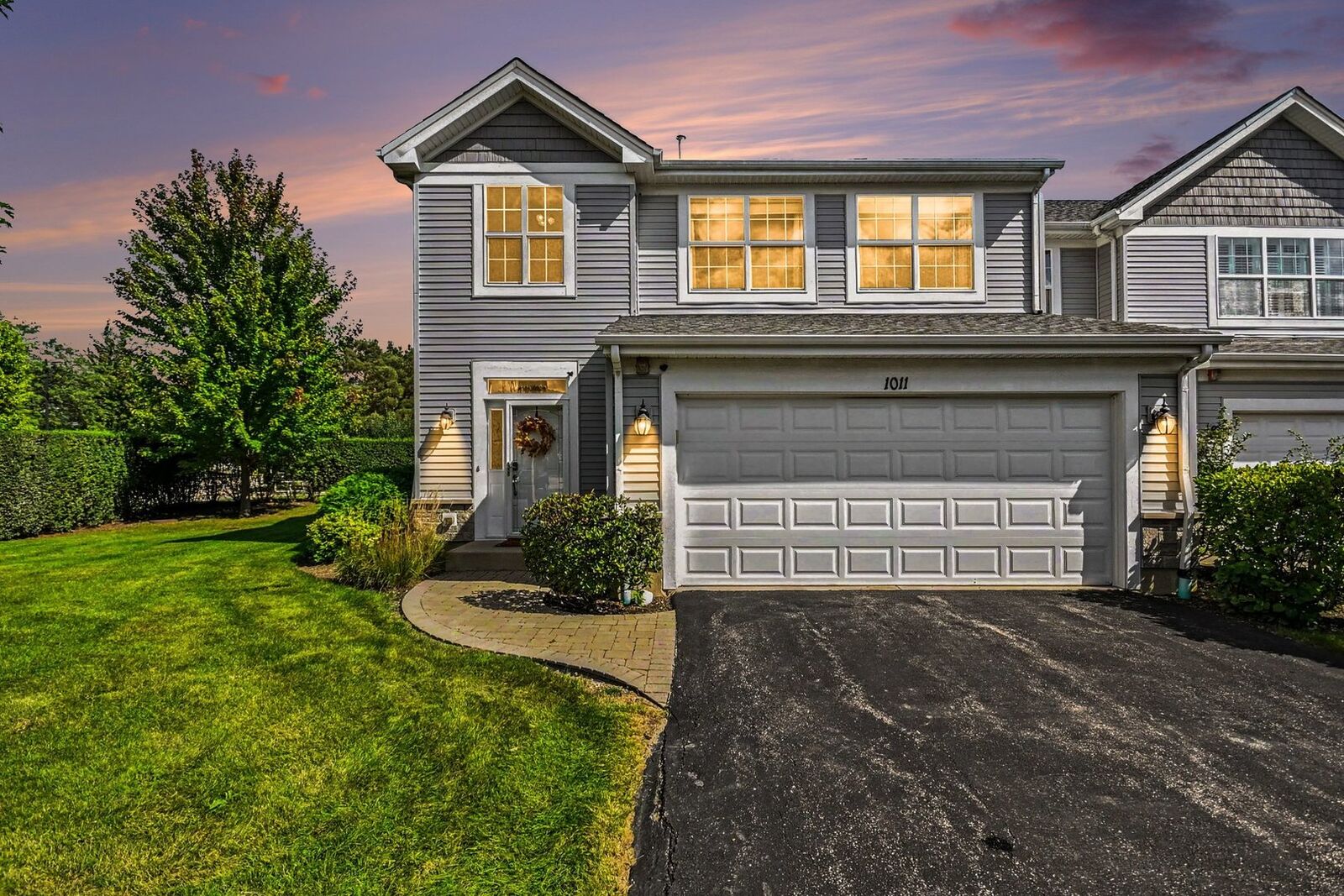 Property Photo:  1011 Green Meadow Avenue  IL 60061 