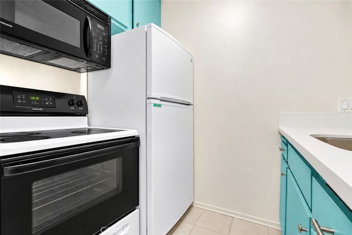 Property Photo: 525 S Ardmore 253 CA 90020