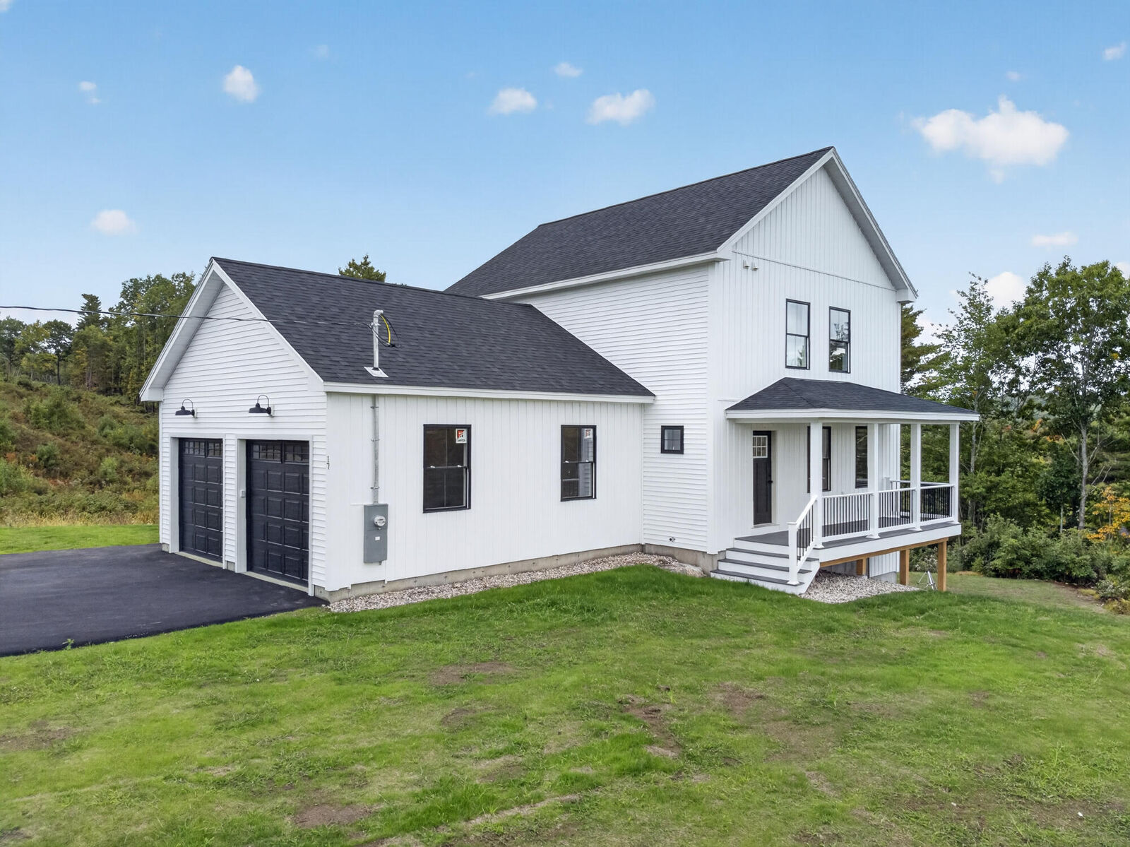 Property Photo:  17 Home Field Drive  ME 04048 