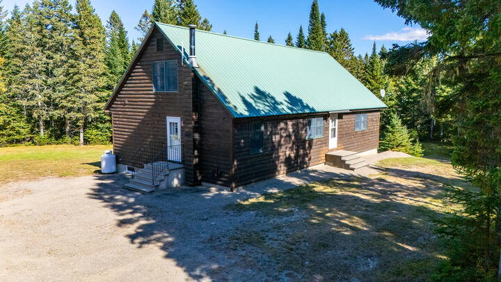 Property Photo: 145 Evergreen Circle ME 04970