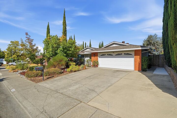 Property Photo: 7461 Mar Vista Way CA 95621