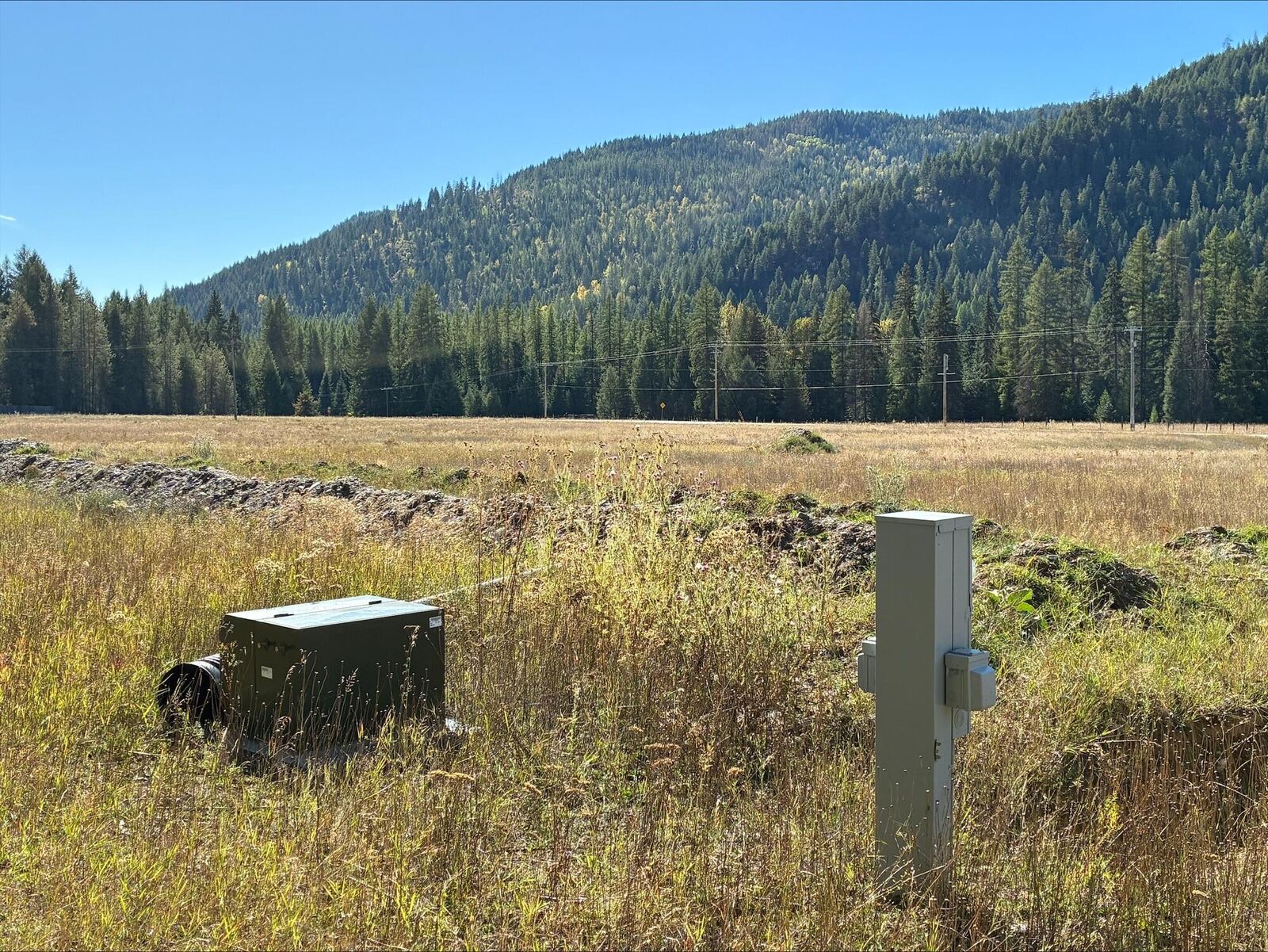 Property Photo: 2022 Aladdin Rd WA 99141