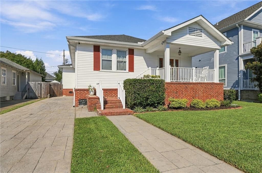 Property Photo:  6240 Louisville Street  LA 70124 