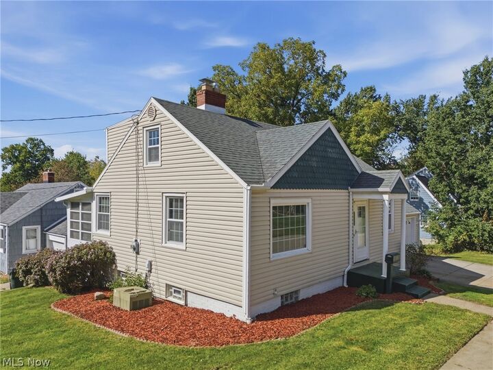 Property Photo: 105 Donner Avenue NW OH 44720