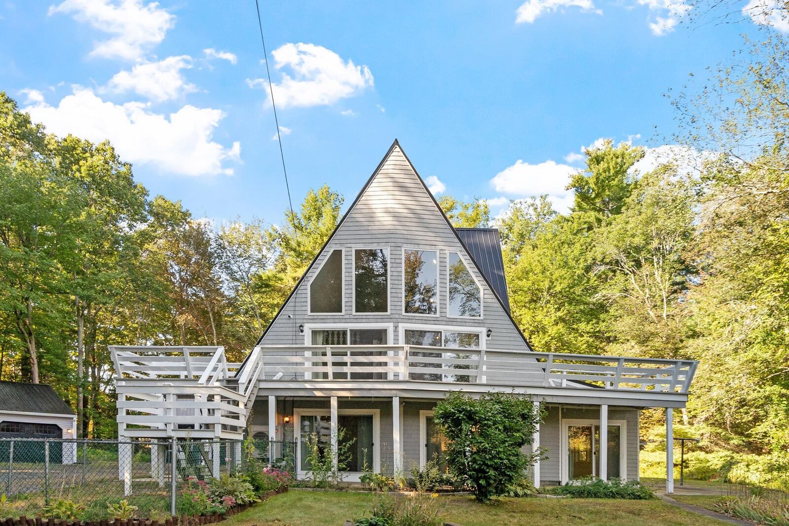 Property Photo: 10 Pine Road NH 03862