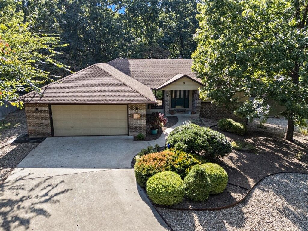 Property Photo: 9 Glencoe Lane AR 72715
