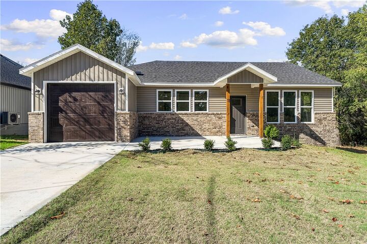 Property Photo:  11 Lathrop Drive  AR 72715 