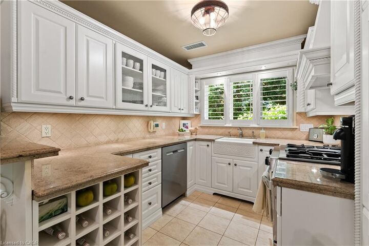 Property Photo:  3040 First Street  ON L7N 1C3 