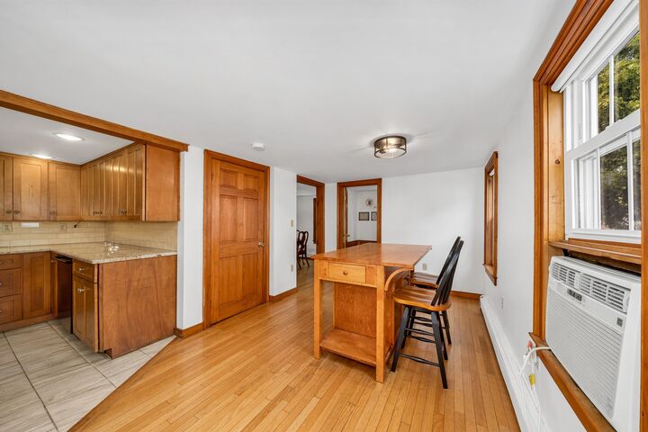 Property Photo: 15 Lincoln Ct MA 01913