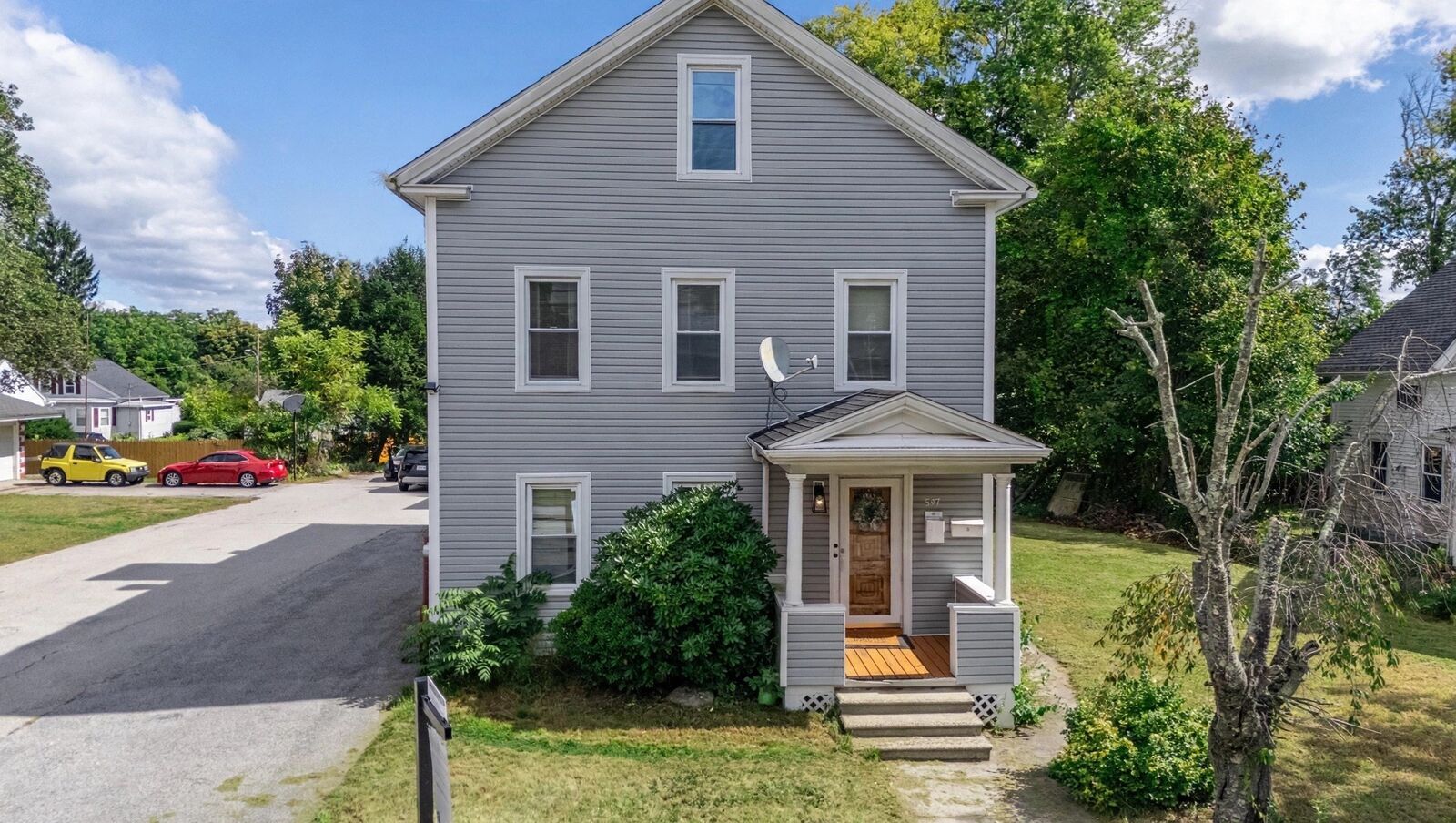 Property Photo:  547 School St  MA 01570 