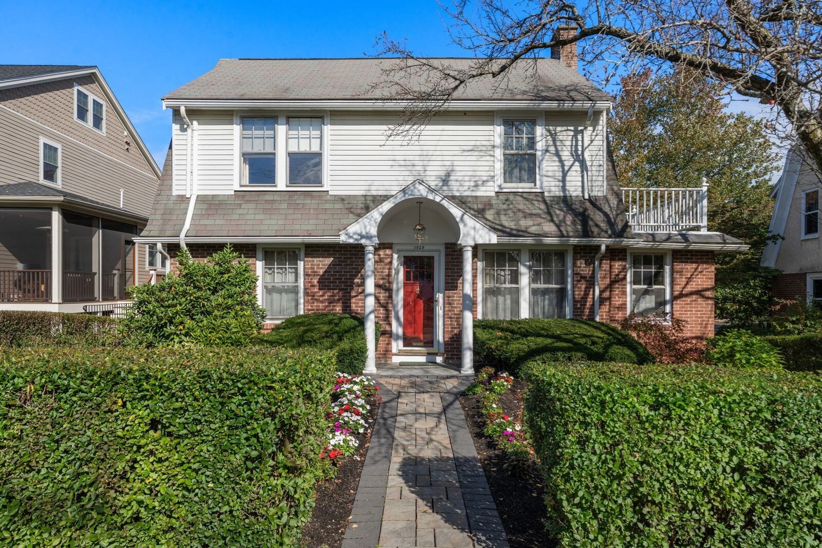 Property Photo: 1929 Commonwealth Ave MA 02466