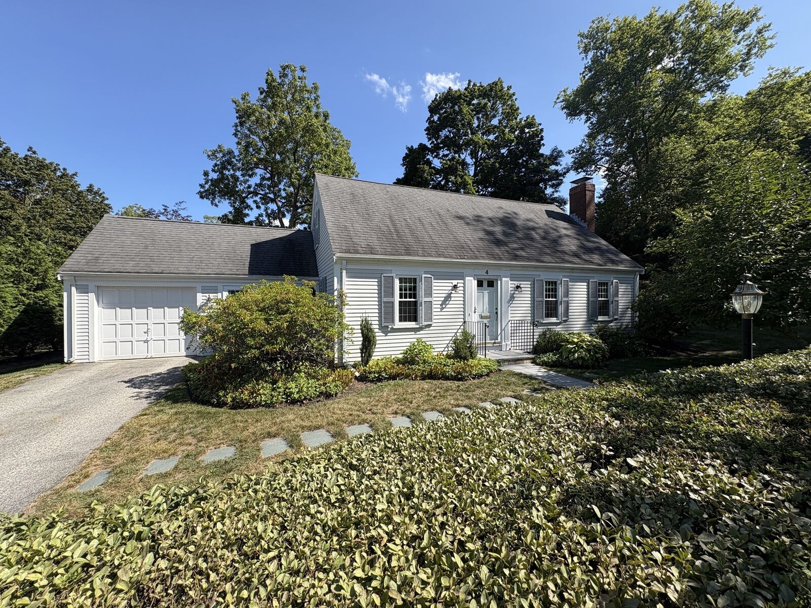 Property Photo:  4 Home Meadows Ln  MA 02043 