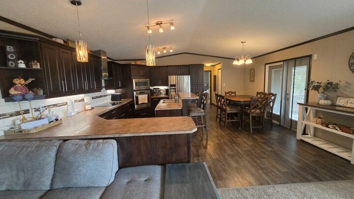 Property Photo:  940 Main Street  AB T0K 1M0 