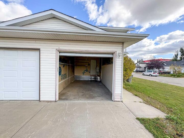 Property Photo:  7201 106 Street  AB T8W 2P9 
