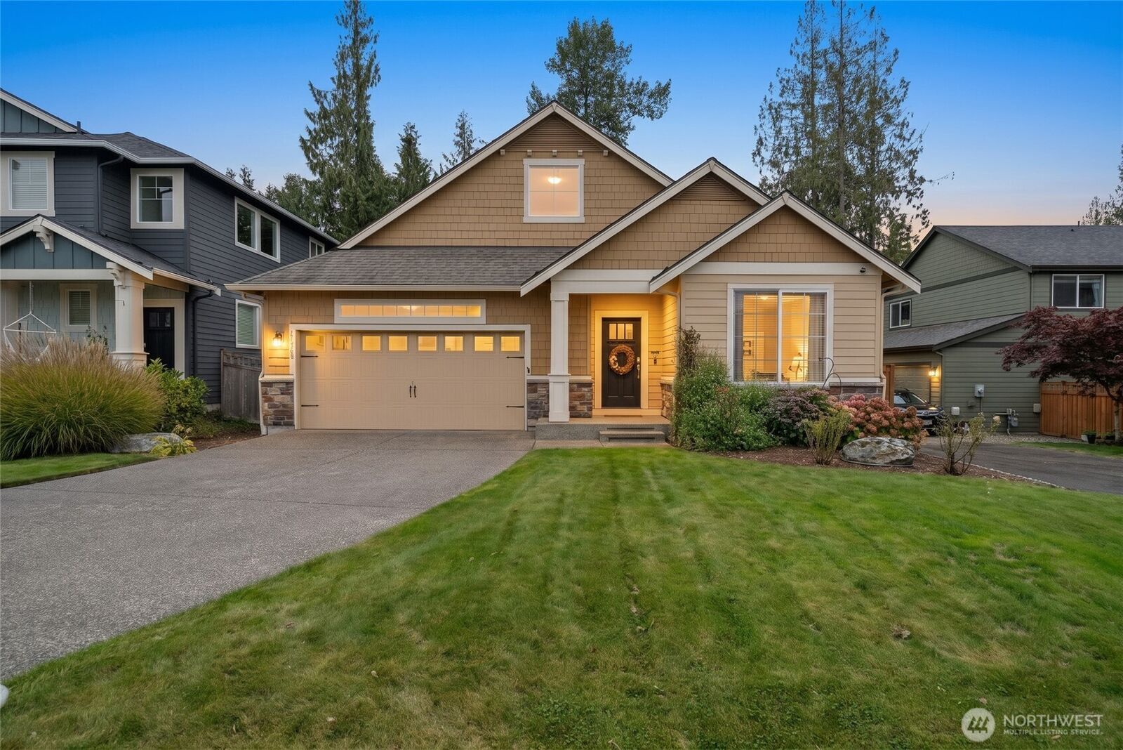 Property Photo:  13910  183rd Avenue Ct E  WA 98391 