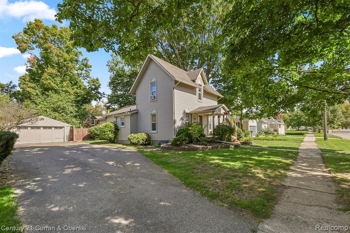 Property Photo:  323 E Liberty Street  MI 48178 
