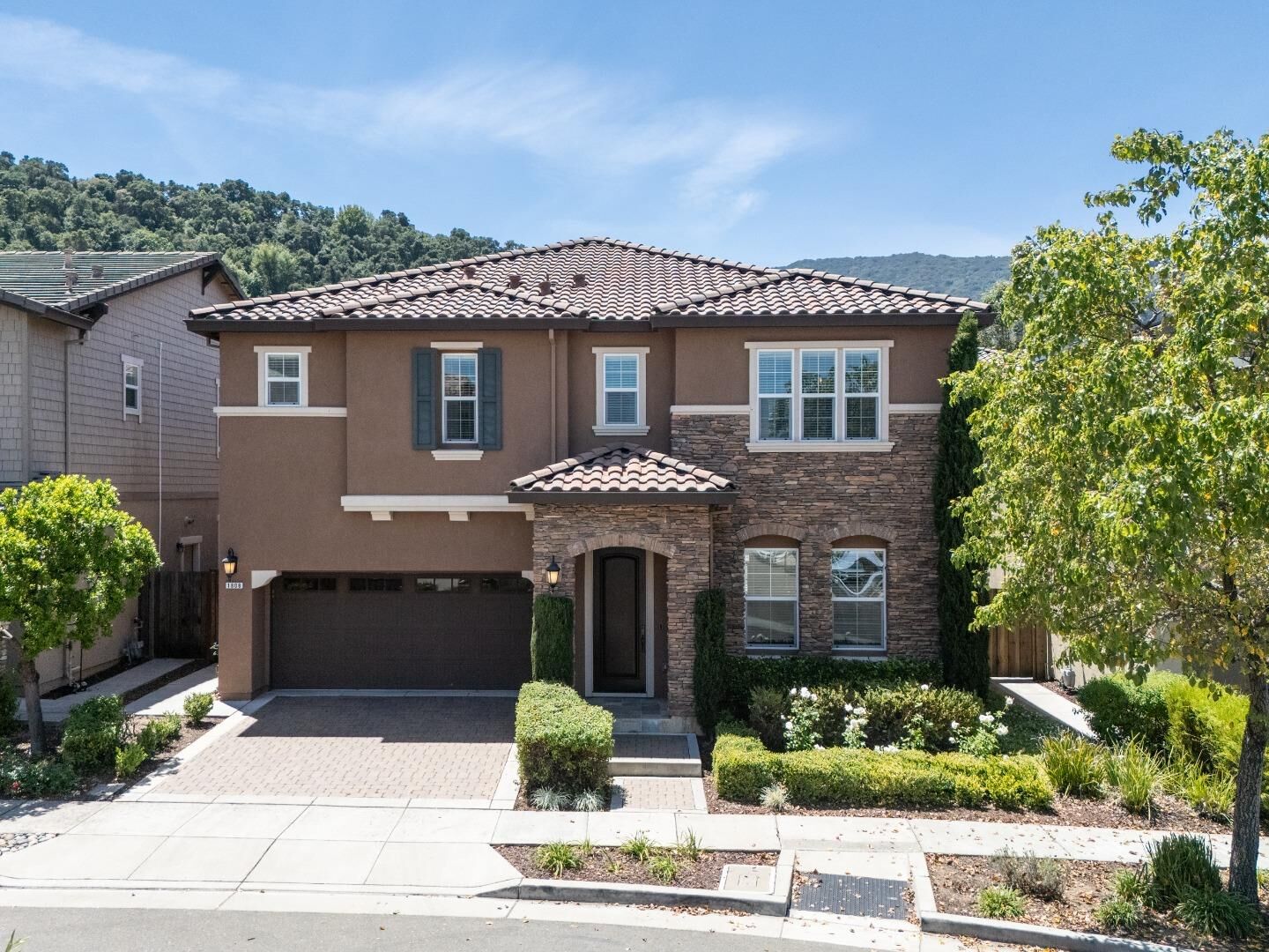 Property Photo:  1808 Mulberry  CA 95120 