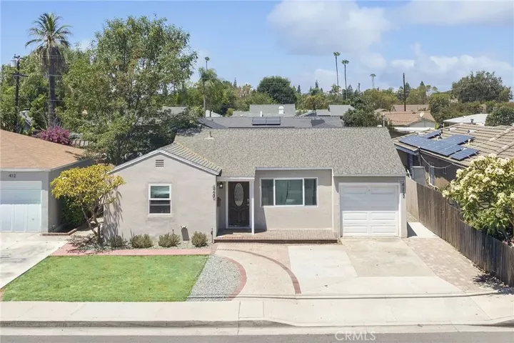 Property Photo:  420 N Batavia  CA 92868 