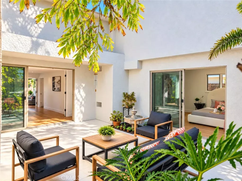 Property Photo: 2533 E Tennyson CA 92806